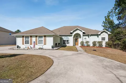 207 Yellowood Dr, Kingsland, GA 31548