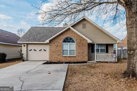 201 Eagles Landing Trl, Warner Robins, GA 31093