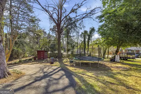 Exterior - 27 Hilltop Ln, Toccoa, GA 30577 photo 5 of 8