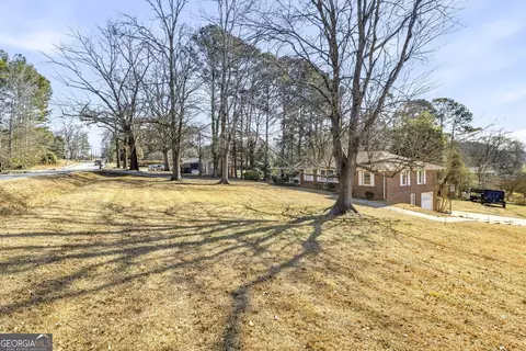 Exterior - 27 Hilltop Ln, Toccoa, GA 30577 photo 1 of 8