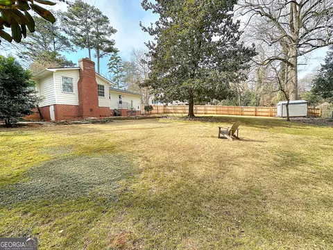Exterior - 216 E Lane Cir, Lagrange, GA 30240 photo 7 of 9