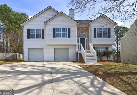8106 Wynfield Dr, Jonesboro, GA 30238