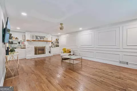 Living - 1777 E Gate Trl, Stone Mountain, GA 30087 photo 1 of 4