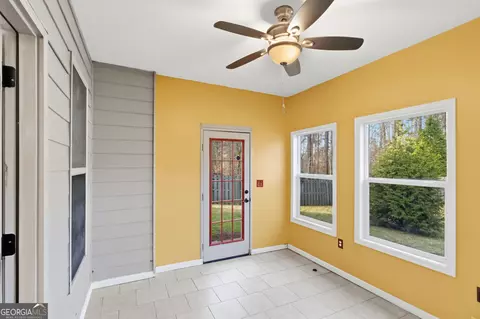 Exterior - 457 Mossycup Dr, Fairburn, GA 30213 photo 2 of 2
