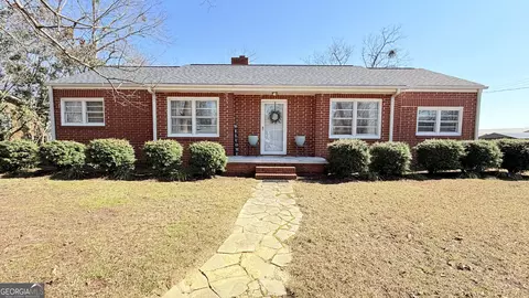 1328 First St, Dudley, GA 31022