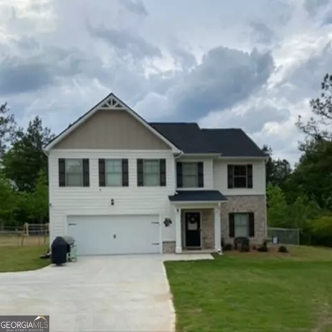 214 Woodlands Dr, Jackson, GA 30233