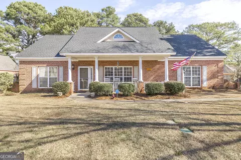 105 White Pond Ln, Warner Robins, GA 31088
