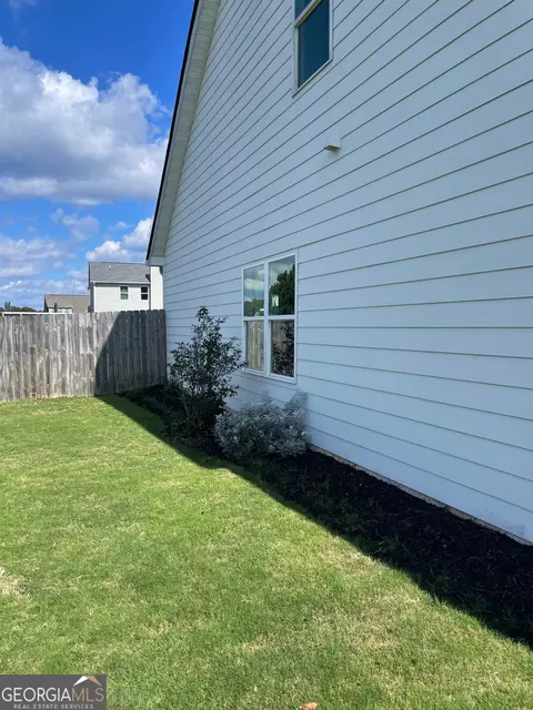 Exterior - 716 Westcrest Ln, Cornelia, GA 30531 photo 5 of 6