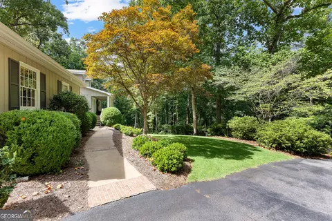 Exterior - 101 Deal Dr, Lagrange, GA 30240 photo 3 of 24