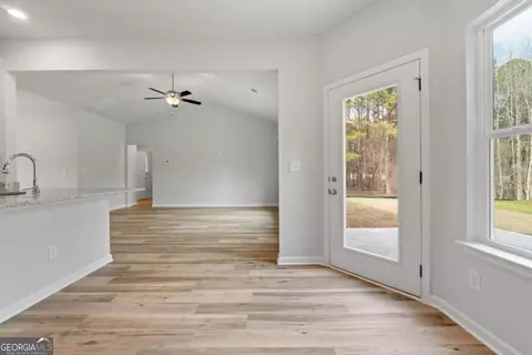 Entry Way - 185 Patterson Dr, Franklin, GA 30217 photo 7 of 8