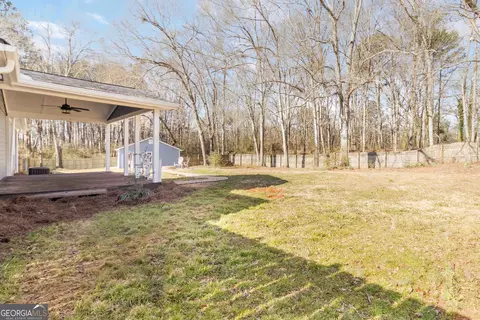 Exterior - 536 Phillips Dr, Monroe, GA 30656 photo 5 of 6