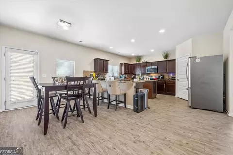 Entry Way - 343 Bandelier Cir, Hampton, GA 30228 photo 2 of 4