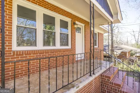 Exterior - 103 Spring St, Warner Robins, GA 31088 photo 5 of 10
