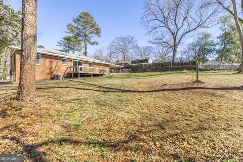 Exterior - 103 Spring St, Warner Robins, GA 31088 photo 9 of 10