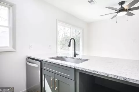 Kitchen - 103 Spring St, Warner Robins, GA 31088 photo 1 of 1