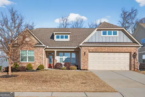 6928 Manchester Dr, Flowery Branch, GA 30542