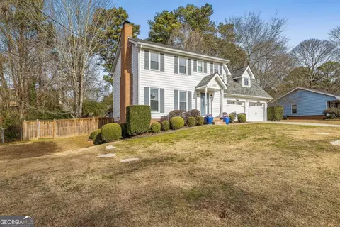 1833 Easter Cody Ct, Grayson, GA 30017