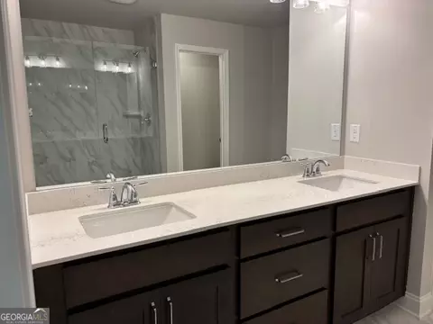 Bath - 4220 Cavalier Way, Duluth, GA 30097 photo 1 of 3