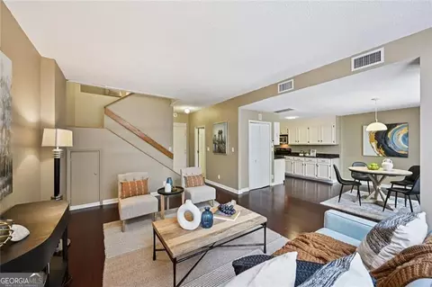 145 15th St NE #204, Atlanta, GA 30309