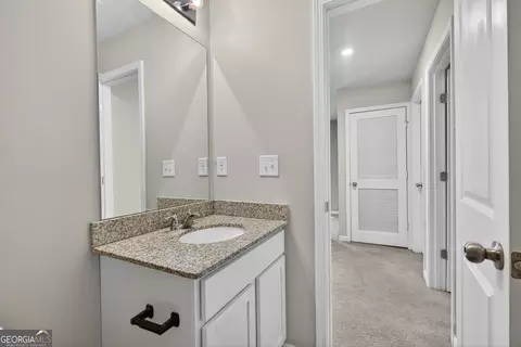 Entry Way - 1307 Dayle Ct, Macon, GA 31211 photo 7 of 10