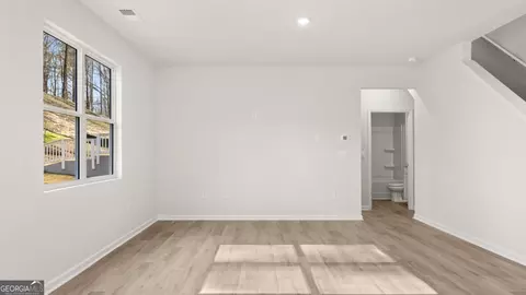 Living - 2947 Daxton Ln, Gainesville, GA 30507 photo 2 of 2