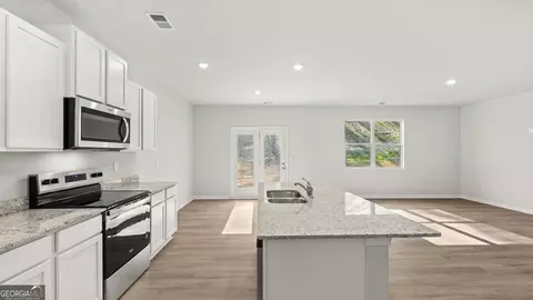 Entry Way - 2947 Daxton Ln, Gainesville, GA 30507 photo 5 of 10