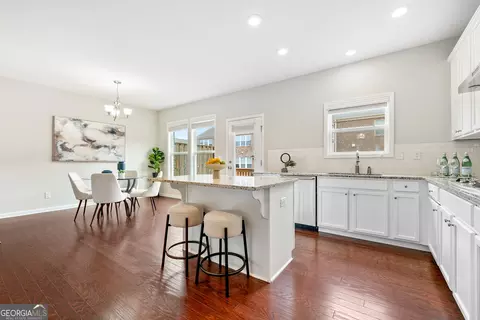Kitchen - Undisclosed, Suwanee, GA 30024 photo 3 of 4