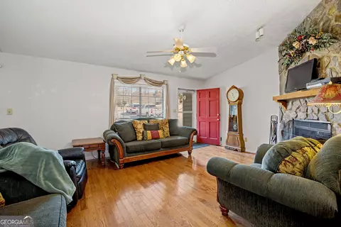Living - 120 Farmbrook Trl, Stockbridge, GA 30281 photo 1 of 1