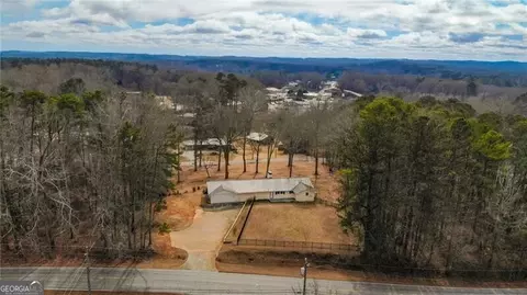 277 Oak St, Hiram, GA 30141