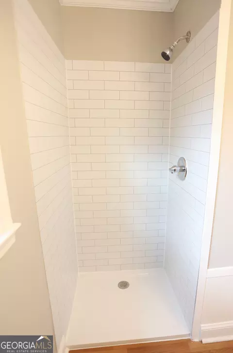 Bath - 192 Summit St, Cornelia, GA 30531 photo 5 of 5
