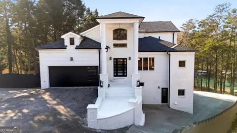 2390 Peachtree Rd, Cumming, GA 30041