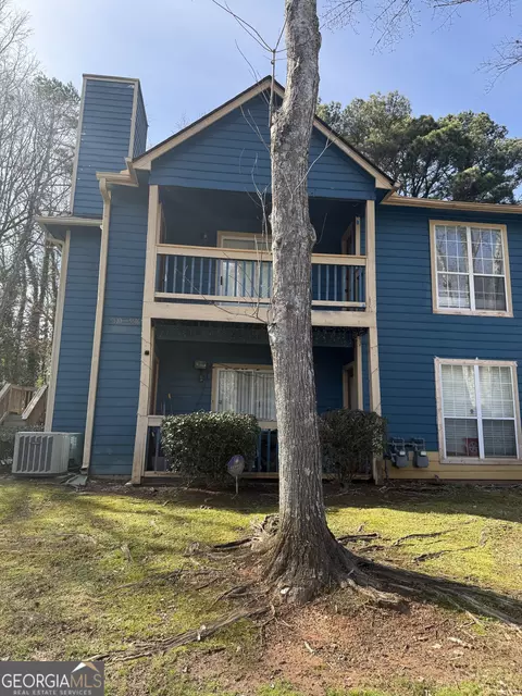 5516 Mountain Springs Cir, Stone Mountain, GA 30088