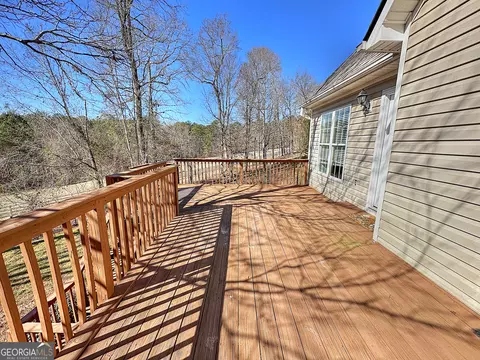 Exterior - 135 Copper Creek Dr, Lagrange, GA 30240 photo 2 of 8