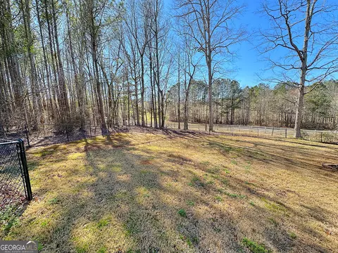 Exterior - 135 Copper Creek Dr, Lagrange, GA 30240 photo 6 of 8