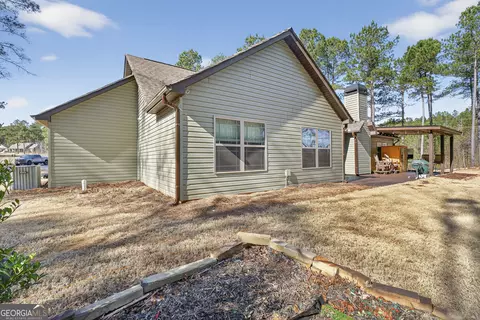 Exterior - 255 Needleleaf Dr, Barnesville, GA 30204 photo 10 of 14