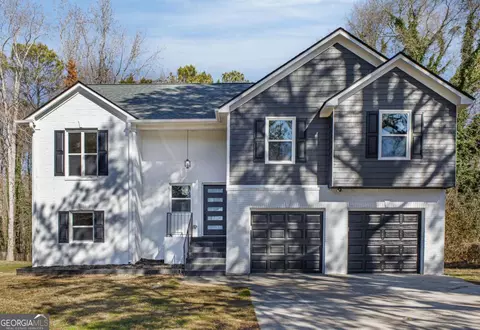2874 Fairburn Rd, Atlanta, GA 30331