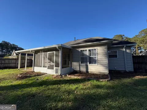 Exterior - 292 Silver Brook Cir, Pooler, GA 31322 photo 3 of 5