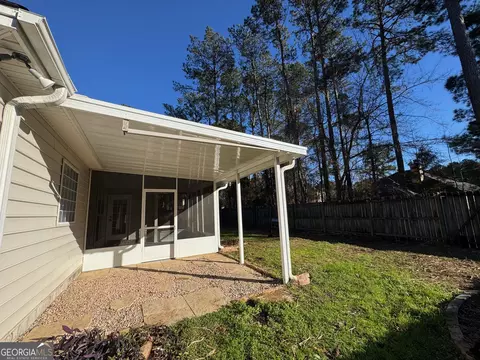Exterior - 292 Silver Brook Cir, Pooler, GA 31322 photo 4 of 5
