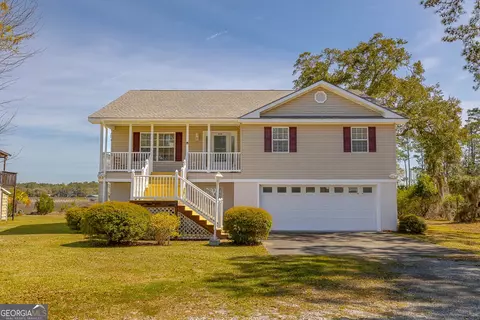 1056 Fiddler Trce NE, Townsend, GA 31331