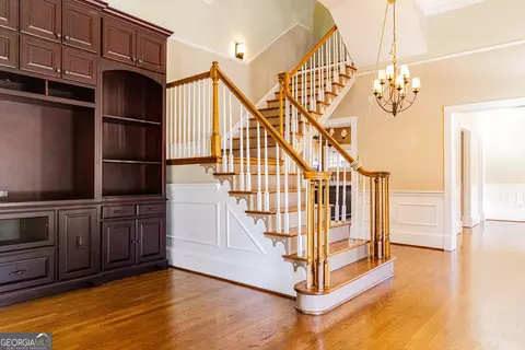 Entry Way - 501 E 3rd St, Rome, GA 30161 photo 4 of 4