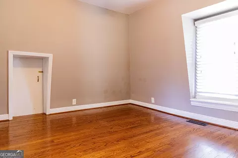 Bedroom - 501 E 3rd St, Rome, GA 30161 photo 6 of 6