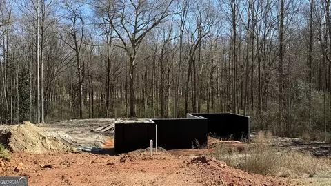 267 Adams Place Dr, Royston, GA 30662