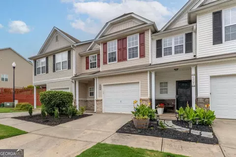 4905 Vireo Dr, Flowery Branch, GA 30542