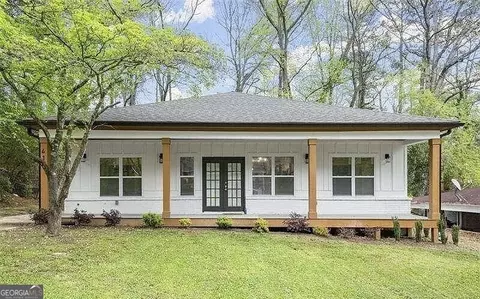 410 Utoy Cir SW, Atlanta, GA 30331