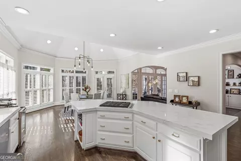 Kitchen - 3165 Wolf Willow Cl, Milton, GA 30004 photo 6 of 7
