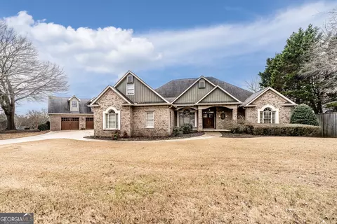 4 Bridgeview Dr SE, Rome, GA 30161