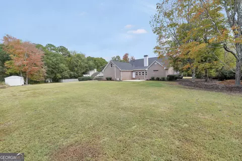 Exterior - 185 Red Maple Dr, Hampton, GA 30228 photo 6 of 10