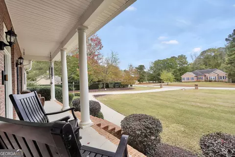 Exterior - 185 Red Maple Dr, Hampton, GA 30228 photo 9 of 10