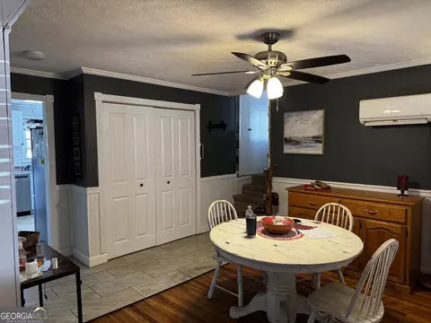 Dining - 87 Youngs Mill Rd, Lagrange, GA 30241 photo 2 of 3