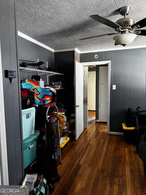 Entry Way - 87 Youngs Mill Rd, Lagrange, GA 30241 photo 2 of 3